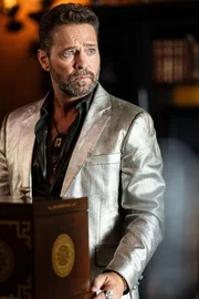 George Graham (Jason Priestley)