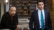 Hat ein 18-j&auml;hriger Junge ein 15-j&auml;hriges M&auml;dchen vergewaltigt? Odafin 'Fin' Tutuola (Ice-T, l.) und Sg. Mike Dodds (Andy Karl) ermitteln.