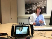 Ober&radic;&sect;rztin Bettina Preisach hat sich auf Herzinsuffizienz spezialisiert und behandelt im Krankenhaus Harlaching viele Patient:innen, die am sogenannten &sbquo;&Auml;&ucirc;steifen Herz&sbquo;&Auml;&uacute; leiden.