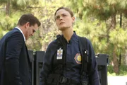 Seeley Booth (David Boreanaz, l.); Temperance Brennan (Emily Deschanel, r.)