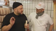 Sebastian Lege (l.) und Dirk Schulz. Die Verwendung des sendungsbezogenen Materials ist nur mit dem Hinweis und Verlinkung auf RTL+ gestattet.