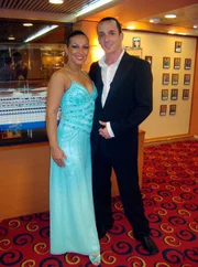 Flamencot&auml;nzerin Pepi Alvarez mit Tanzpartner Daniel an Bord.