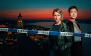 (v.li.): Doro Beitinger (Franziska Weisz), Chiara Locatelli (Maria Wördemann) (v.li.): Doro Beitinger (Franziska Weisz), Chiara Locatelli (Maria Wördemann)