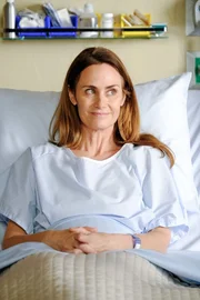 Jean Starzak (Diane Farr)