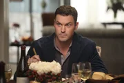 Das Thanksgivingessen bei Bree verl&auml;uft v&ouml;llig anders als geplant, als ein Streit zwischen Keith' (Brian Austin Green) Eltern, Mary und Richard zu eskalieren droht ...