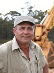 Victoria Digger Neville Perry.