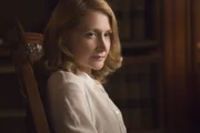 Sadie Burke (Patricia Clarkson) ist eine der politischen Beraterinnen Willie Starks - und eine Geliebte, die er immer wieder betr&uuml;gt.