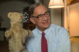 Fred Rogers (Tom Hanks)