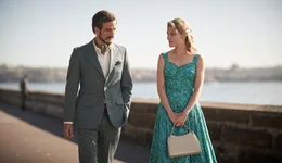 Rudi (Ryan Corr, l.); Fay (Rachael Taylor, r.)