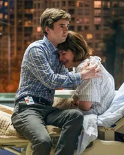 Freddie Highmore (Dr. Shaun Murphy), Paige Spara (Lea Dilallo).