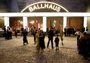 Das "Ballhaus" zieht viele G&auml;ste an.