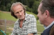Benedikt Beissl (Andreas Giebel r.) hofft auf alte Freundschaft und spricht mit Fonsi Müller (Eisi Gulp l.) über den Fall. Benedikt Beissl (Andreas Giebel r.) hofft auf alte Freundschaft und spricht mit Fonsi Müller (Eisi Gulp l.) über den Fall.