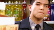 Der Rekrut Kenny Li (Telly Leung) wird durch Zufall Zeuge eines brutalen &Uuml;berfalls auf einen kleinen Drugstore.