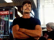 Der Ex-Gangster Joe Martin (Charles Bronson) sieht rot.