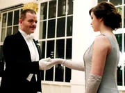 Cornelius Obonya (Ferdinand), Lea Kurka (Laura).