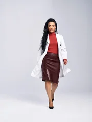 Dr. Helen Sharpe (Freema Agyeman)