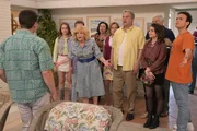 Sadie Stanley (Brea Bee), Wendi McLendon-Covey (Beverly Goldberg), Stephanie Courtney (Essie Karp), Jennifer Irwin (Virginia Kremp), Jeff Garlin (Murray Goldberg), Beth Triffon (Joanne Schwartz), Troy Gentile (Barry Goldberg).