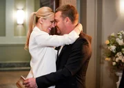 Anna Kolcheck (Bar Paly, l.); G. Callen (Chris O'Donnell, r.)