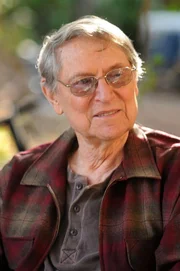 Wird von seinem Sohn einfach nicht zum Thanksgiving-Dinner eingeladen: Big Mike (John Cullum) ...