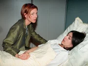 MDR Fernsehen IN ALLER FREUNDSCHAFT FOLGE 74, "Die letzte Chance", am Dienstag (15.05.12) um 12:30 Uhr. Sylvia Doerhoefer (Friderikke Maria Weber), Pia Heilmann (Hendrikje Fitz).