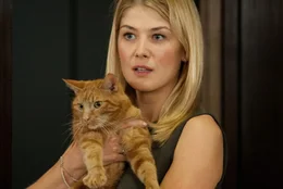 Die sch&ouml;ne Geheimdienst-Psychologin und Hypnose-Expertin Kate Sumner (Rosamund Pike).