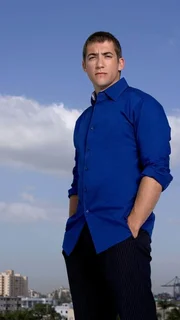 Jonathan Togo als Officer Ryan Wolfe Jonathan Togo als Officer Ryan Wolfe