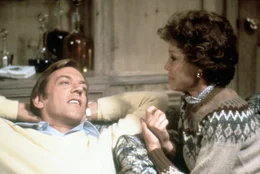 Donald Sutherland, Mary Tyler Moore