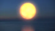 Sonnenähnliches UFO in Caronia, Sizilien. Sonnenähnliches UFO in Caronia, Sizilien.