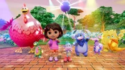 v.li.: Big Red Chicken, Isa, Dora, Boots, Benny, Tico, Grumpy Old Troll.