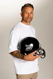 Florian Ambrosius pr&auml;sentiert bei "TOGGO Touchdown" alles rund um die NFL.