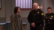 Spencer Shay (Jerry Trainor, l.).