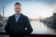 Ein neuer Fall wartet auf Sherlock Holmes (Jonny Lee Miller) ...