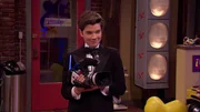 Freddie Benson (Nathan Kress)