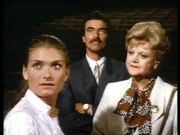 Jessica Fletcher (Angela Lansbury) besucht die ber&uuml;hmte Konzertviolinistin Greta M&uuml;ller (Maria Mayenzet). Ihr Leibw&auml;chter Gerhart Brunner (Eric Braeden) ist an der Seite der Musikerin.