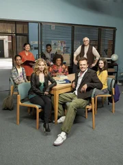 L - R: Danny Pudi, Ken Jeong, Gillian Jacobs, Donald Glover, Yvette Nicole Brown, Chevy Chase, Alison Brie, Joel McHale