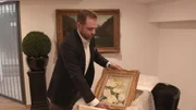 Im Safe von Junior-Chef Ferdinand Eppli (im Bild) liegt ein wertvolles Gemälde: ein Stillleben, das von Auguste Renoir gemalt worden sein soll. Im Safe von Junior-Chef Ferdinand Eppli (im Bild) liegt ein wertvolles Gemälde: ein Stillleben, das von Auguste Renoir gemalt worden sein soll.