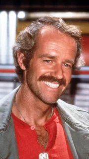 Captain B.J. Hunnicut (Mike Farrell)