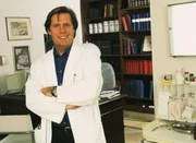 Dr. Stefan Frank (Sigmar Solbach)