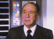 Dr. Marshall Cahill (Jose Ferrer)
