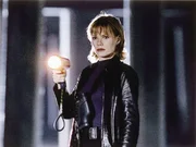 Catherine (Marg Helgenberger) hat eine heiße Spur. Catherine (Marg Helgenberger) hat eine heiße Spur.
