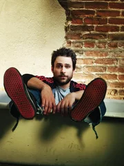Charlie Day als Charlie Kelly Charlie Day als Charlie Kelly