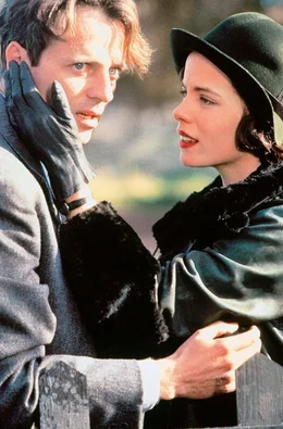 Aidan Quinn als David Ash, Kate Beckinsale als Christina Mariell