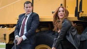 Al Burns (Dylan Walsh) und Carrie Wells (Poppy Montgomery) Al Burns (Dylan Walsh) und Carrie Wells (Poppy Montgomery)