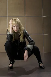 Parker (Beth Riesgraf)