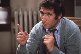 Berger (Judd Hirsch)
