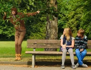 (2. Staffel) - In "Knallerfrauen" tut Martina Hill (l.) wonach ihr der Sinn steht - hemmungslos und unangepasst ...