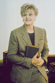 Jessica Fletcher (Angela Lansbury)