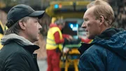 Wisting (Sven Nordin, re.) und Hammer (Mads Ousdal, li.) m&uuml;ssen verhindern, dass der entflohene Serienm&ouml;rder untertaucht.