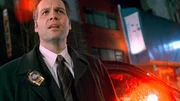 In einem Mordfall im Nachtclubmilieu zeigt sich das FBI merkw&uuml;rdigerweise unkooperativ. Aber Detective Robert Goren (Vincent D'Onofrio) l&auml;sst nicht locker!