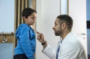 Sami (Maamar Abbou, l.); Matteo (Mike Adler, r.)